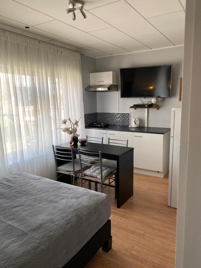 Homestay Mimi'S Rental Μπριζ Εξωτερικό φωτογραφία